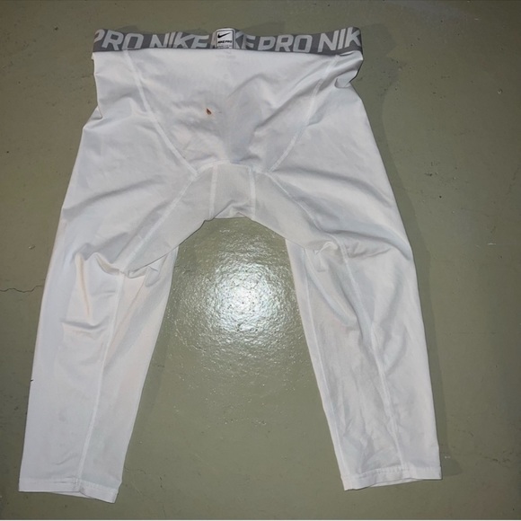 Nike 3 Quarter Tights - Picture 2 of 14